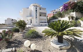 Apartments Bila Villa
